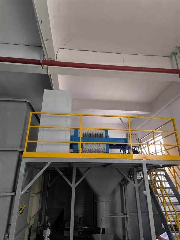 1695294570918267.jpg 02.jpg