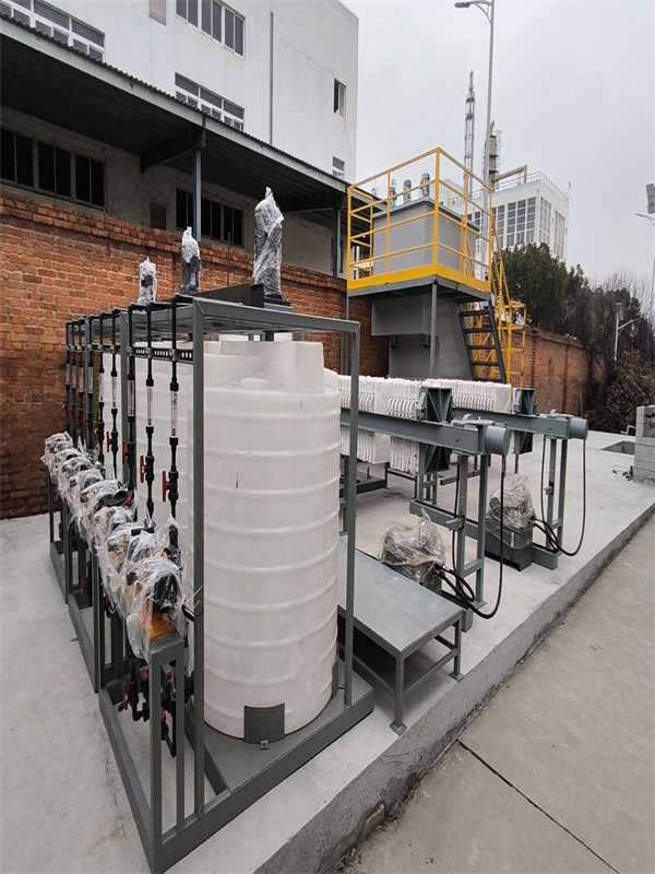 1711259637765688.jpg 03.jpg